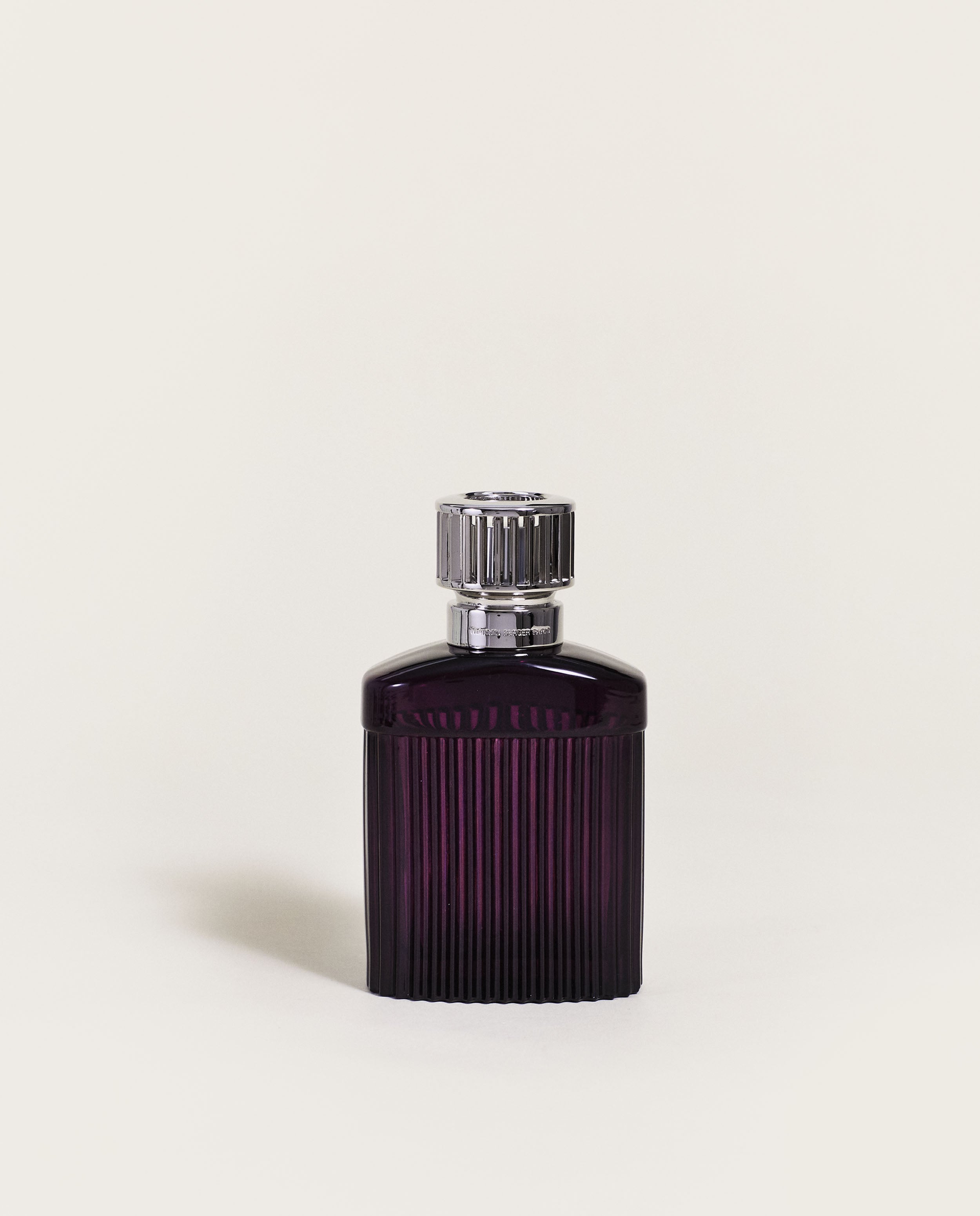 Lampada Catalitica MAISON BERGER Collezione Alpha – Prune Scandale (Viola) – 350 Ml Con Ricarica Inclusa