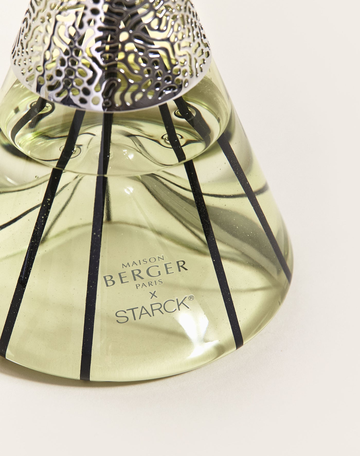 Parfumsticks by Starck Peau d'Ailleurs