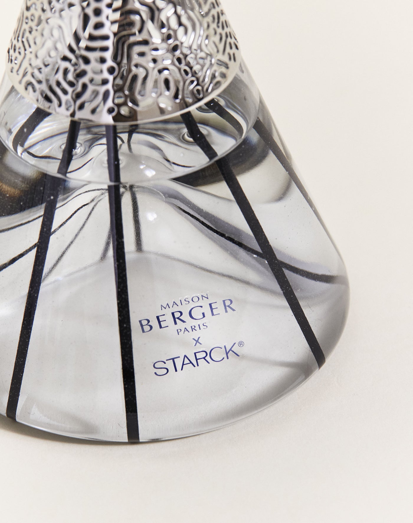 Parfumsticks by Starck Peau de Pierre